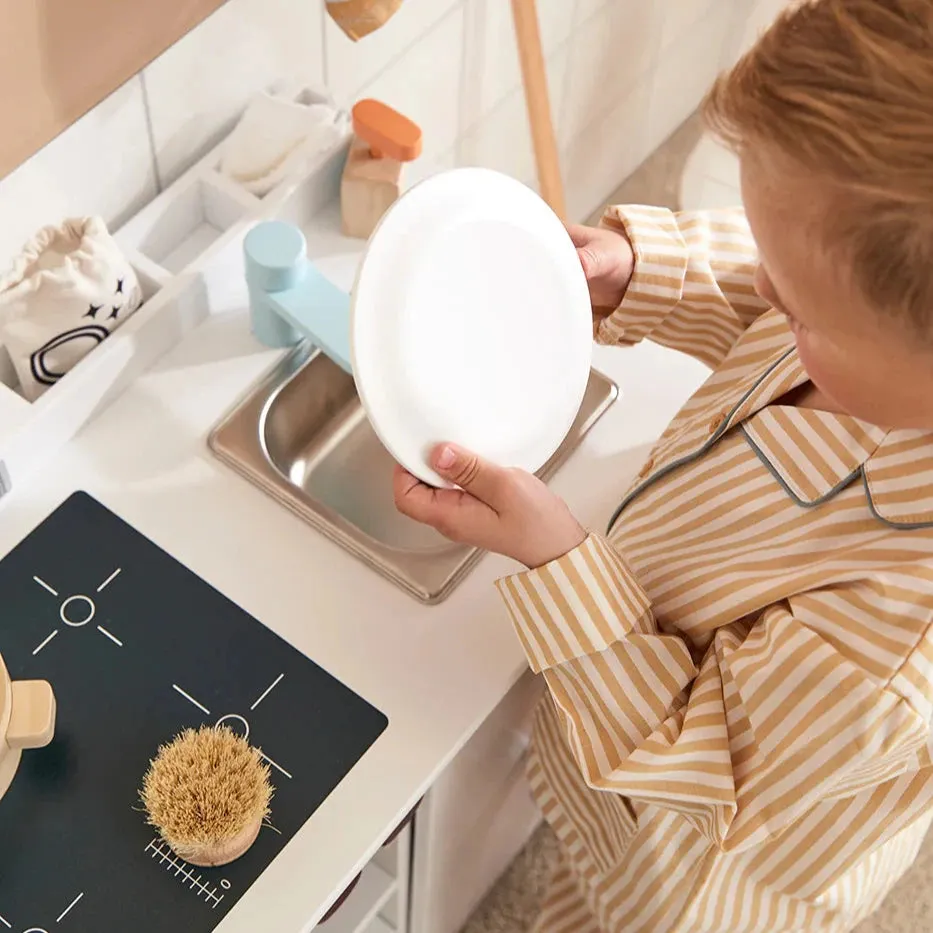 Kids Concept Wooden Kitchen With Dishwasher