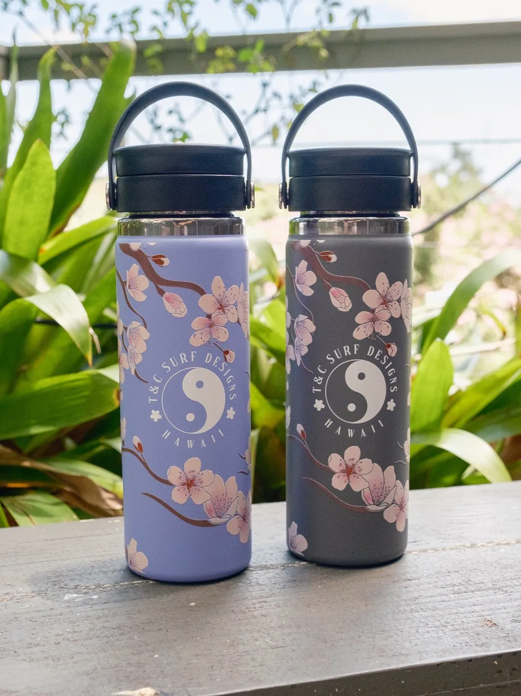 T&C Surf 20 oz Cherry Bloom Hydro Flask